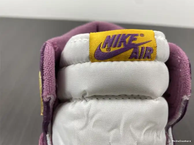 MaikeSneakers 555088-706 Jordan Air High 1 OG Brotherhood 0529